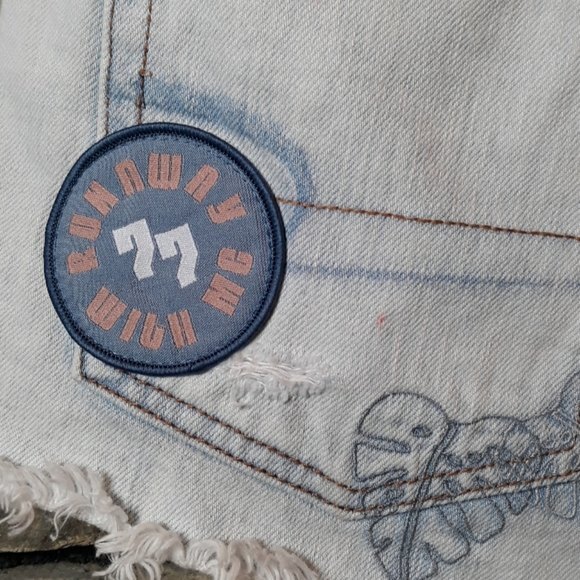 American Eagle Outfitters factory distress summer shorts sz 6 - Picture 8 of 9